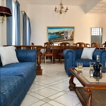 Villa Andros Epoque Livádhia المظهر الخارجي الصورة