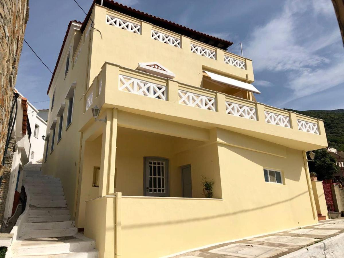 Villa Andros Epoque Livádhia المظهر الخارجي الصورة